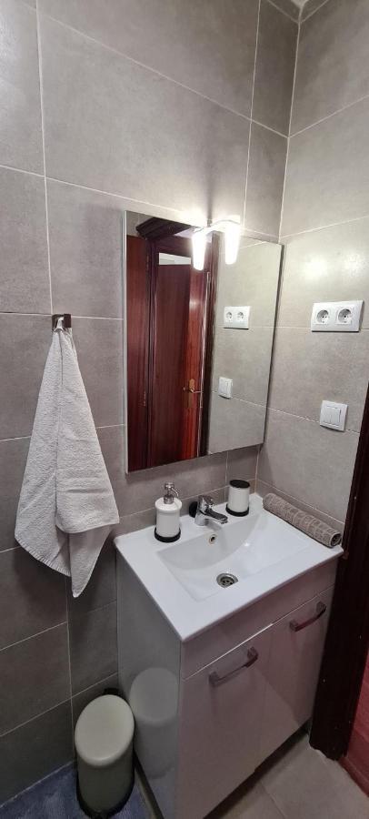 Habitaciones Camp Nou Apartment L'Hospitalet de Llobregat Kültér fotó